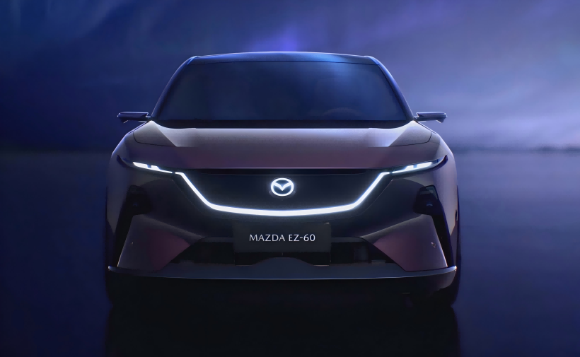 Офіційні зображення Mazda EZ - 60. Дизайн надзвичайно футуристичний. 23 квітня він дебютує.